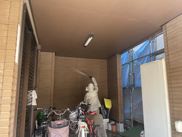草加市　積水ハウス外壁塗装工事　高圧洗浄